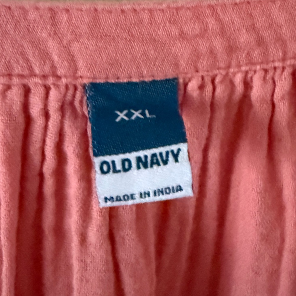 {Old Navy}-Size XXL-Flutter-Sleeve V-Neck Swing Blouse in Coho Salmon - Picture 4 of 4